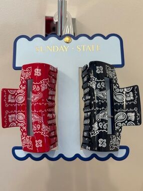 NWT Sunday State Red and blue Bandana-Print Hair Claw clips